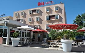 Ibis Loriol Le Pouzin