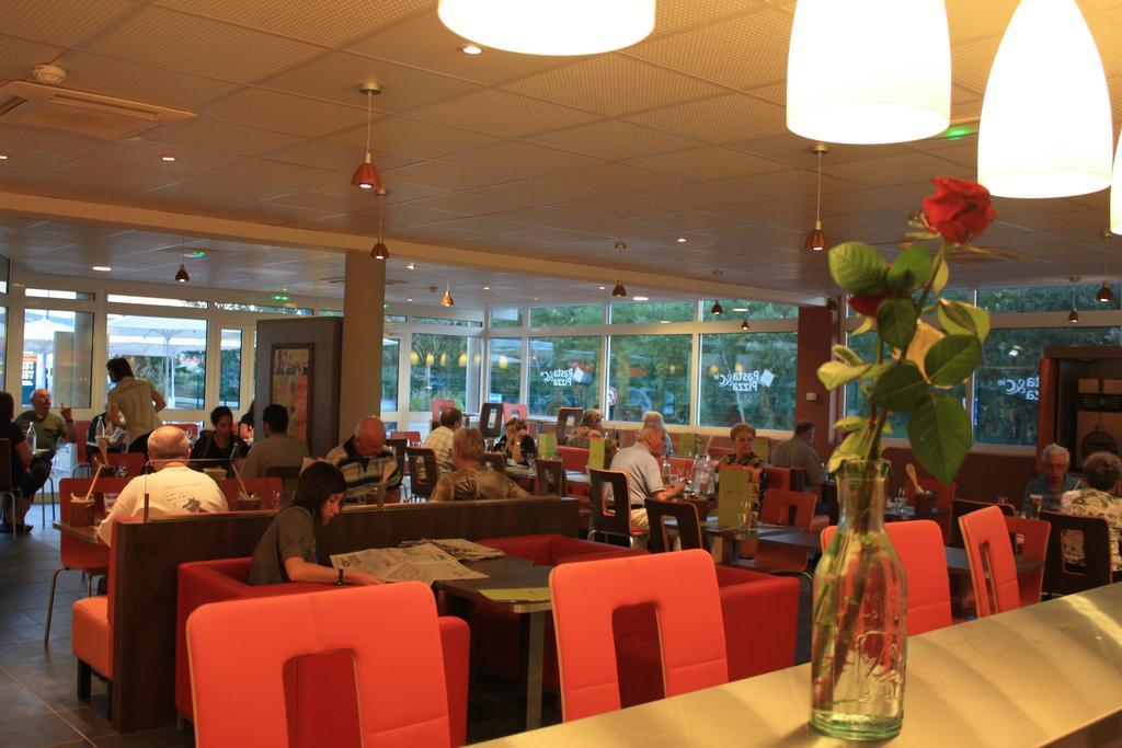 Ibis Loriol Le Pouzin Hotel Exterior photo
